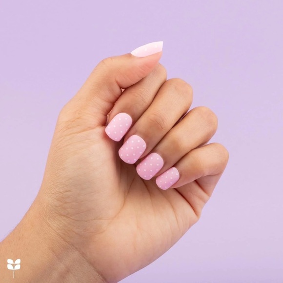 ✨Yolanda Makes A Point💅 - Picture 4 of 5